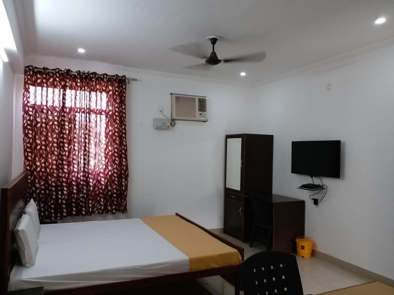 Krishna Hansraj Hotel Una  المظهر الخارجي الصورة