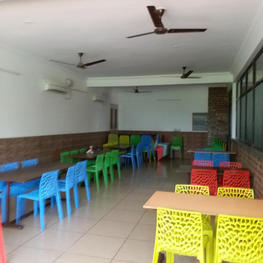 Krishna Hansraj Hotel Una  المظهر الخارجي الصورة